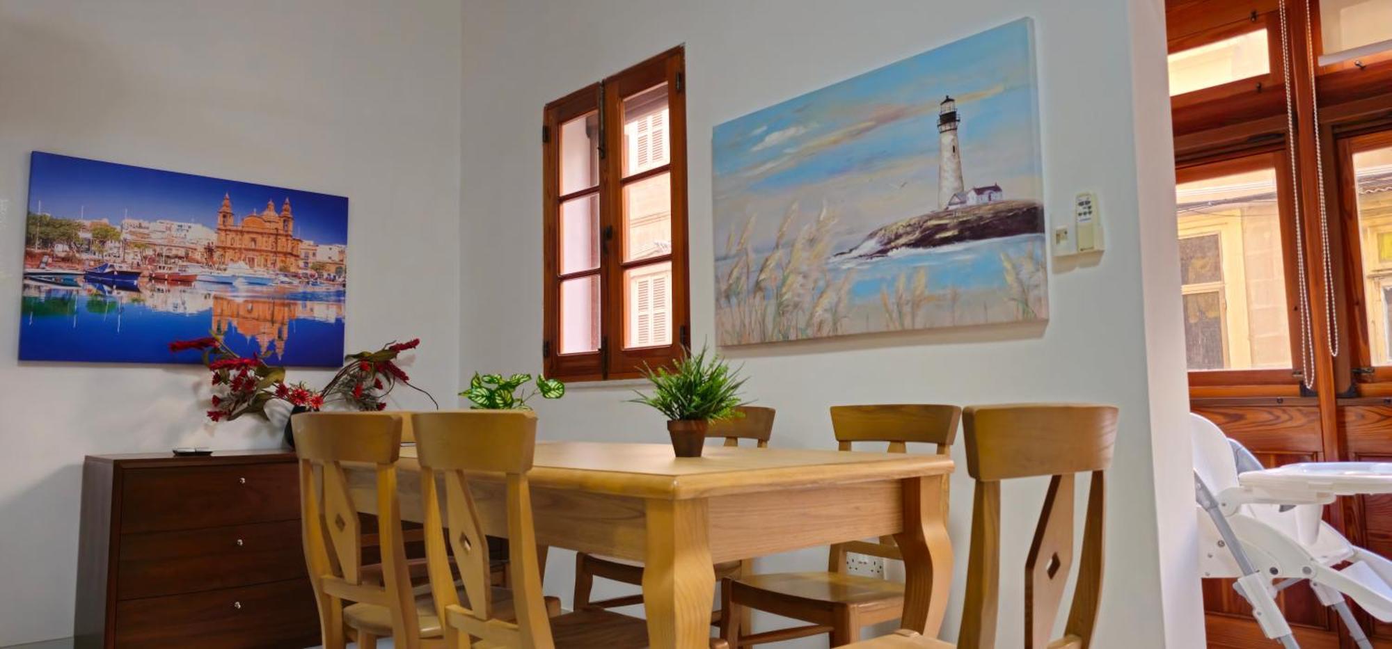 3 Floors Villa On Promenade 4 Bedrooms 3 Bathrooms Sliema Zewnętrze zdjęcie