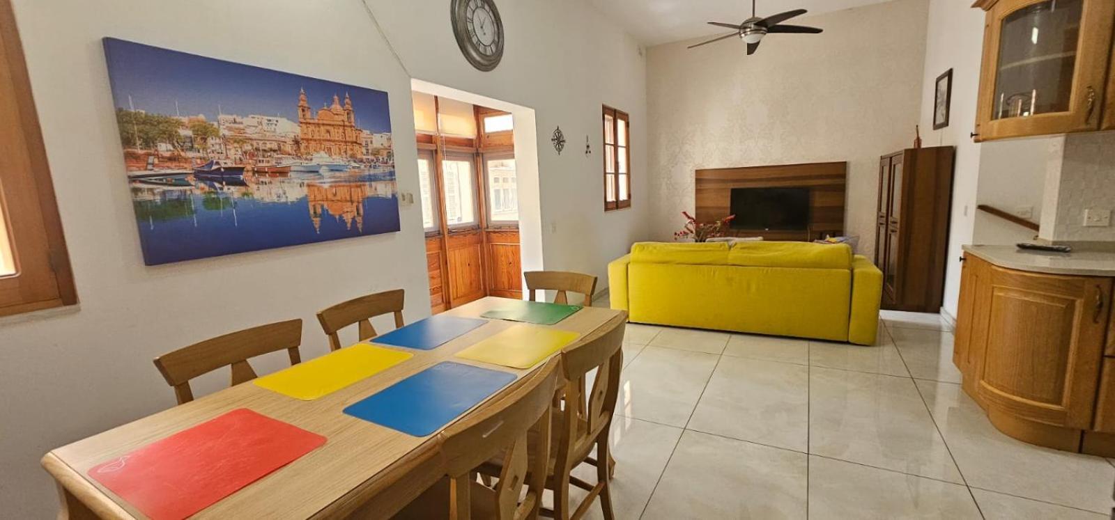 3 Floors Villa On Promenade 4 Bedrooms 3 Bathrooms Sliema Zewnętrze zdjęcie