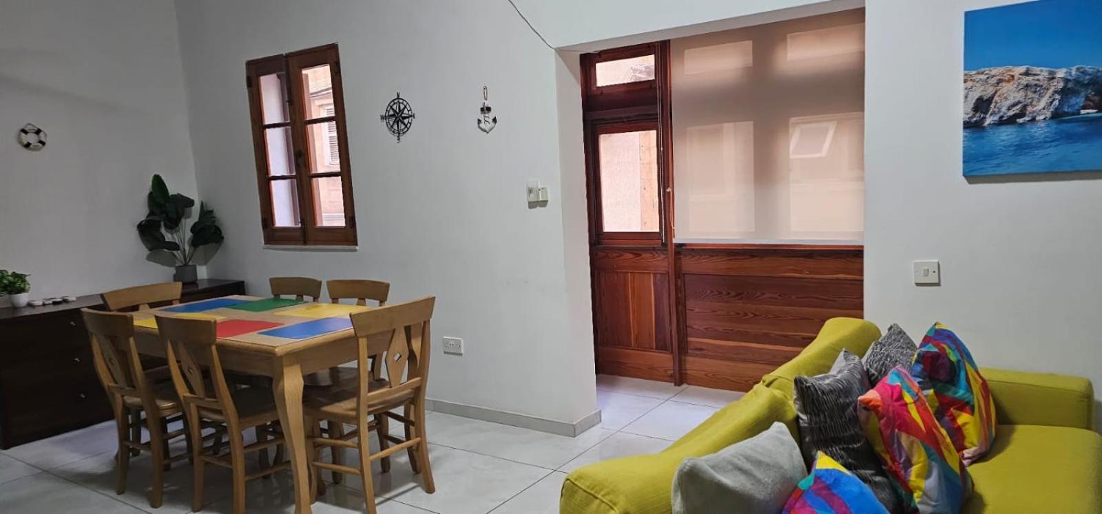 3 Floors Villa On Promenade 4 Bedrooms 3 Bathrooms Sliema Zewnętrze zdjęcie